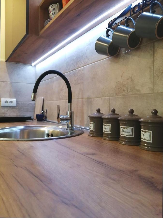 Nikas Apartman Donji Milanovac Exteriör bild